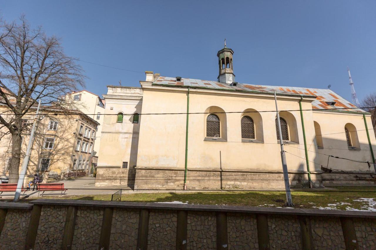 Квартира Студія Біля Оперного Театру По Вулиці Гонти 4 Lviv Bagian luar foto