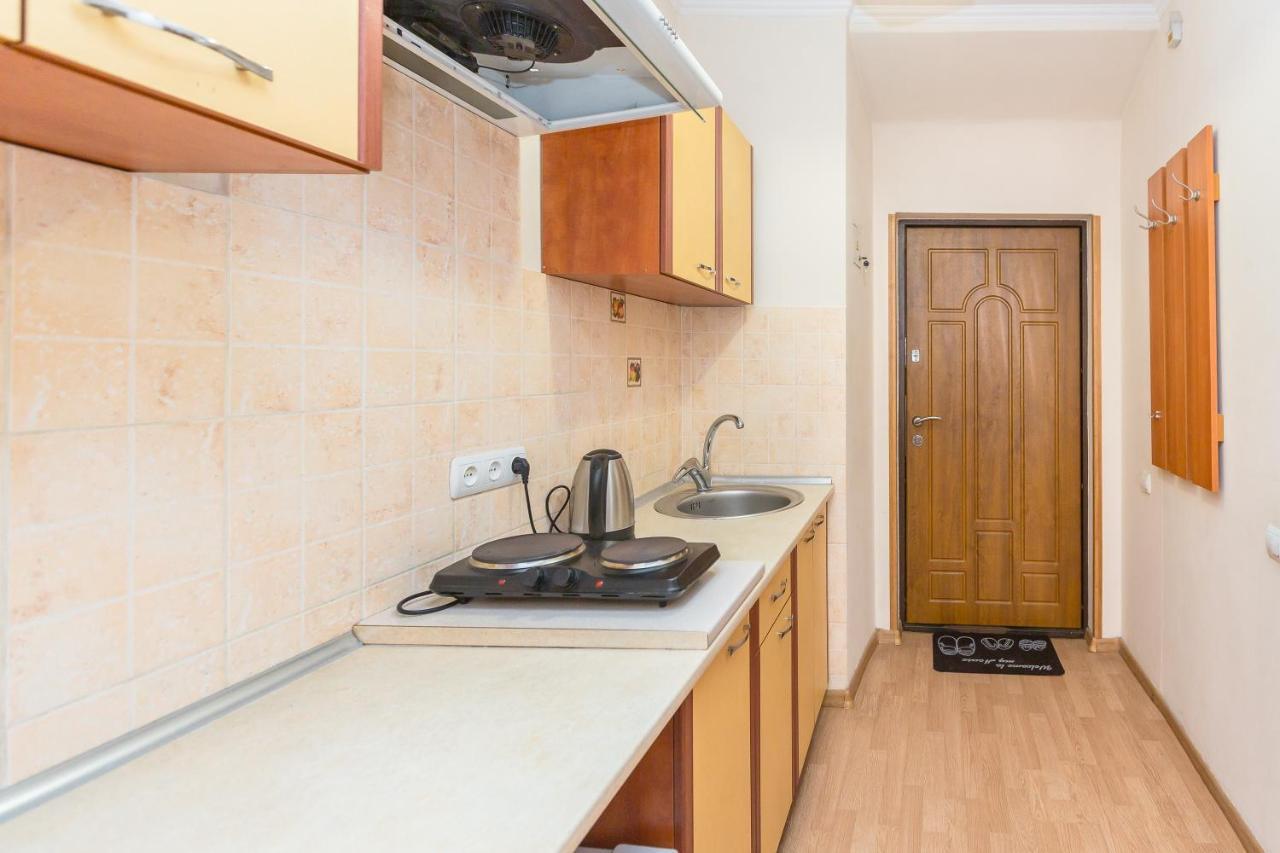Квартира Студія Біля Оперного Театру По Вулиці Гонти 4 Lviv Bagian luar foto