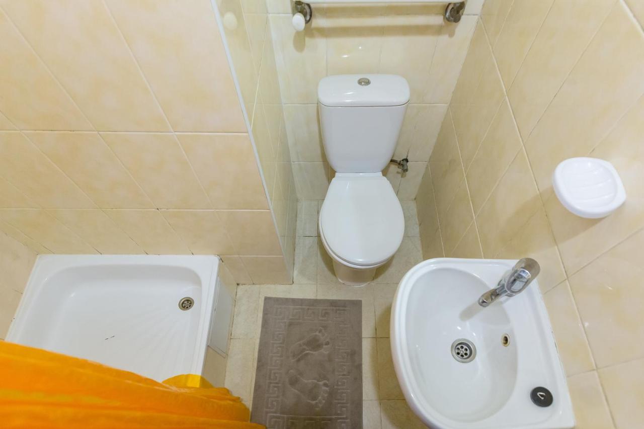 Квартира Студія Біля Оперного Театру По Вулиці Гонти 4 Lviv Bagian luar foto